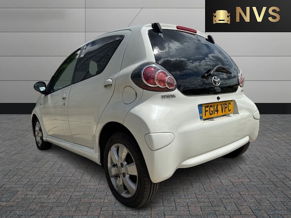 Used Toyota AYGO 2014 for sale - 76317426: Photo 5