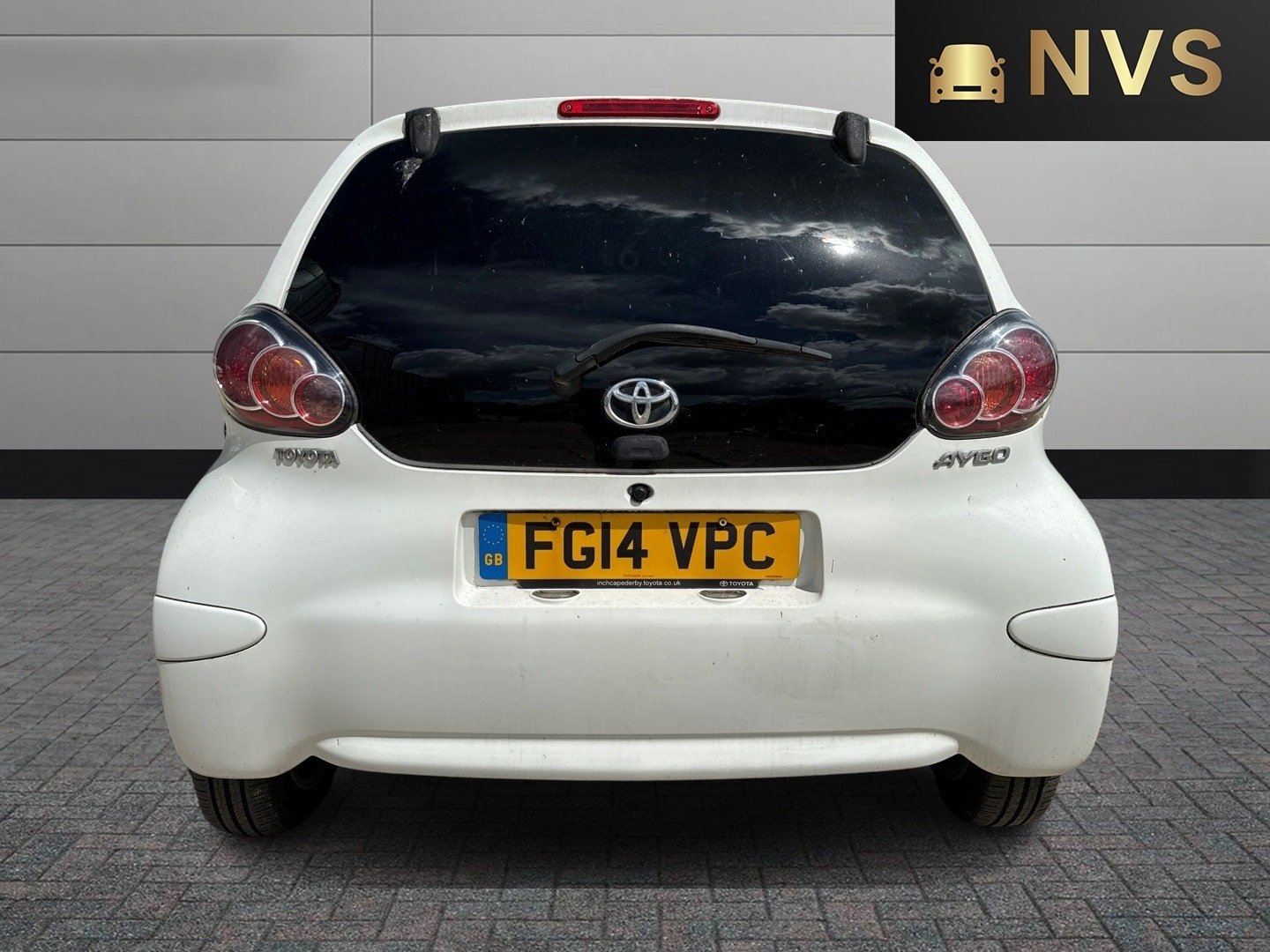 Used Toyota AYGO 2014 for sale - 76317426: Photo 6