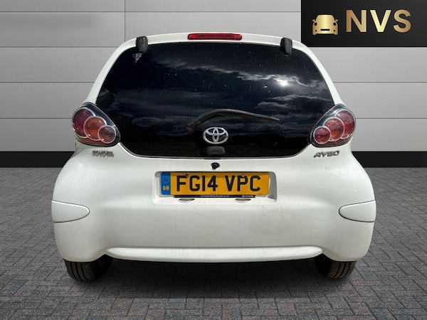 Used Toyota AYGO 2014 for sale - 76317426: Photo 6