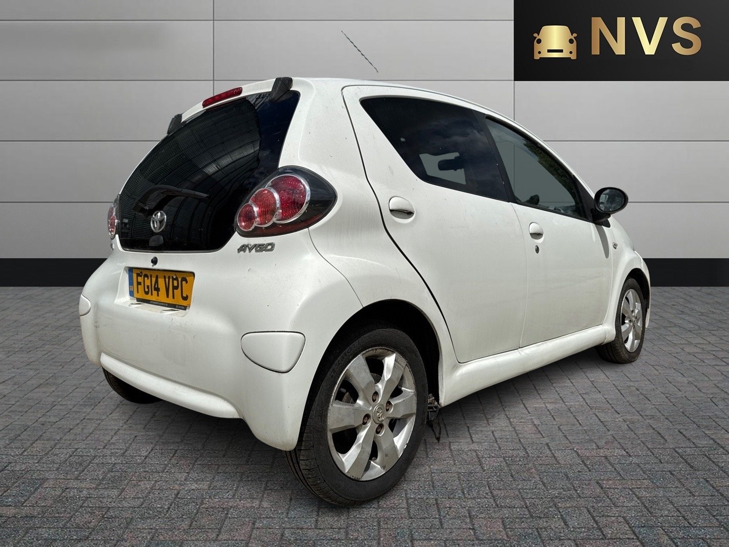 Used Toyota AYGO 2014 for sale - 76317426: Photo 7