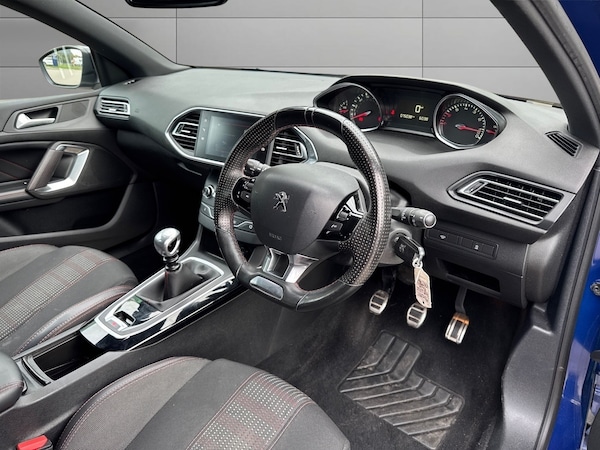 Used Peugeot 308 SW 2017 for sale - 76142529: Photo 9