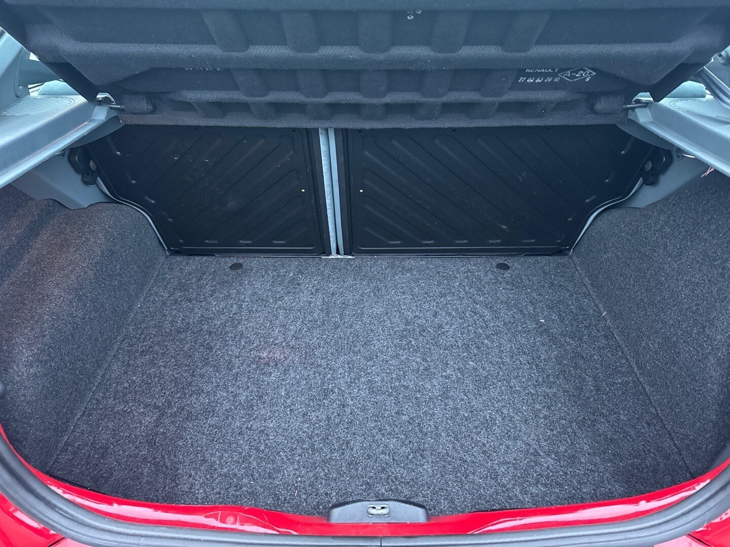 Used Renault Megane 1998 for sale - 77478102: Photo 13