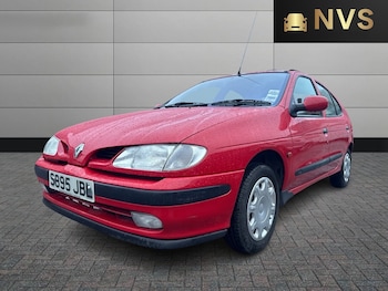 Used Renault Megane 1998 for sale - 77478102: Photo