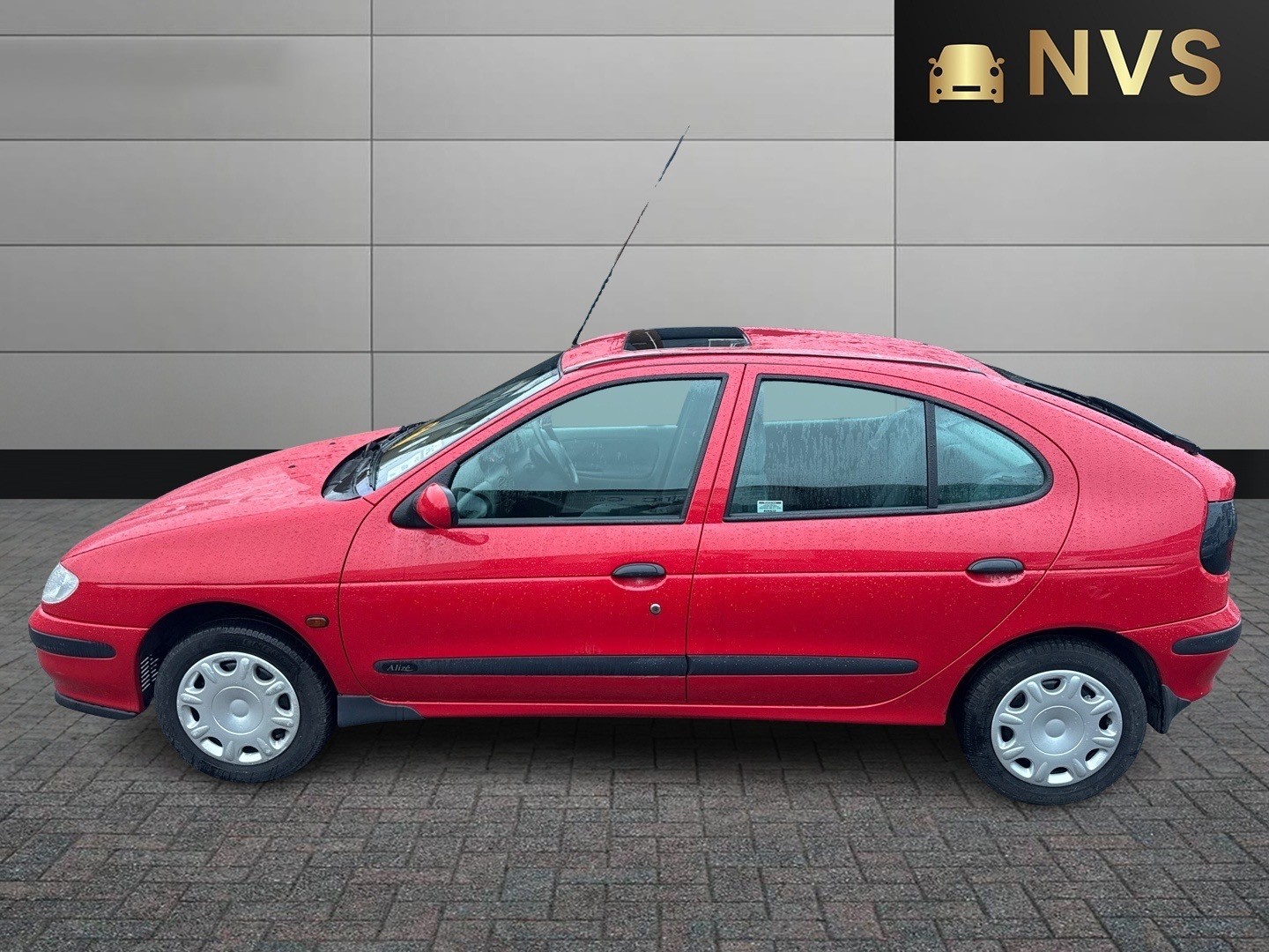 Used Renault Megane 1998 for sale - 77478102: Photo 4