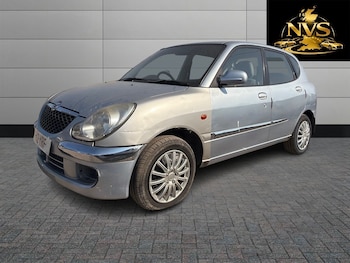 Used Daihatsu Sirion 2004 for sale - 79395178: Photo