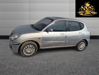 Used Daihatsu Sirion 2004 for sale - 79395178: Photo