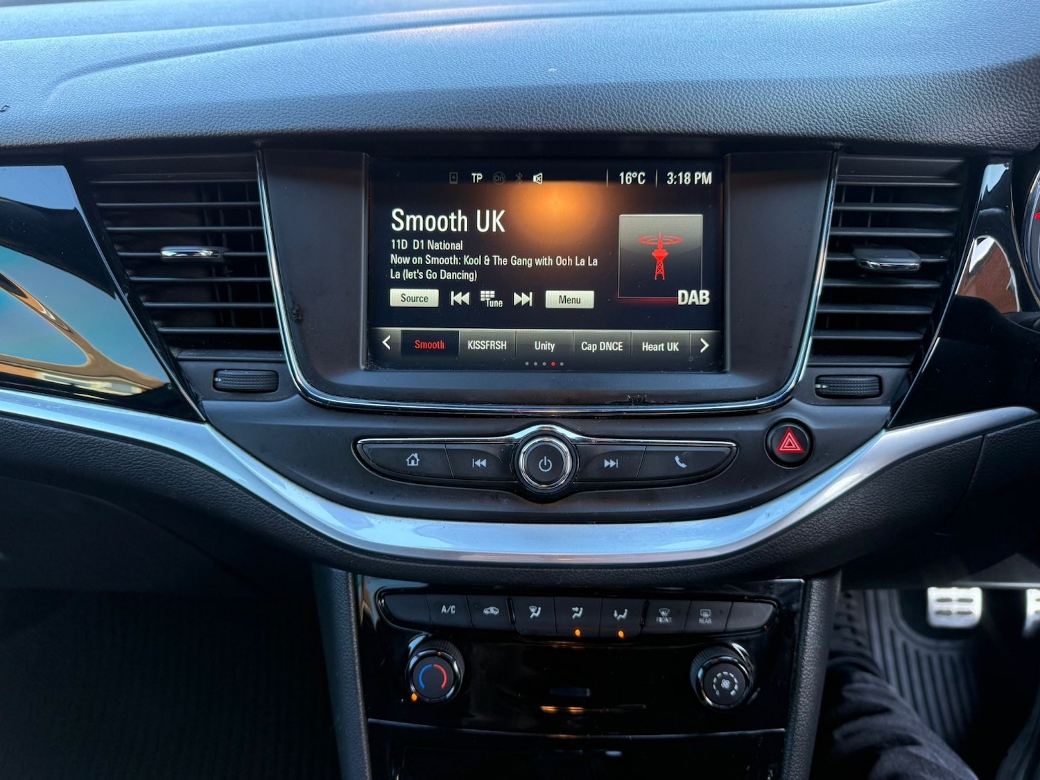 Used Vauxhall Astra 2016 for sale - 77991709: Photo 12