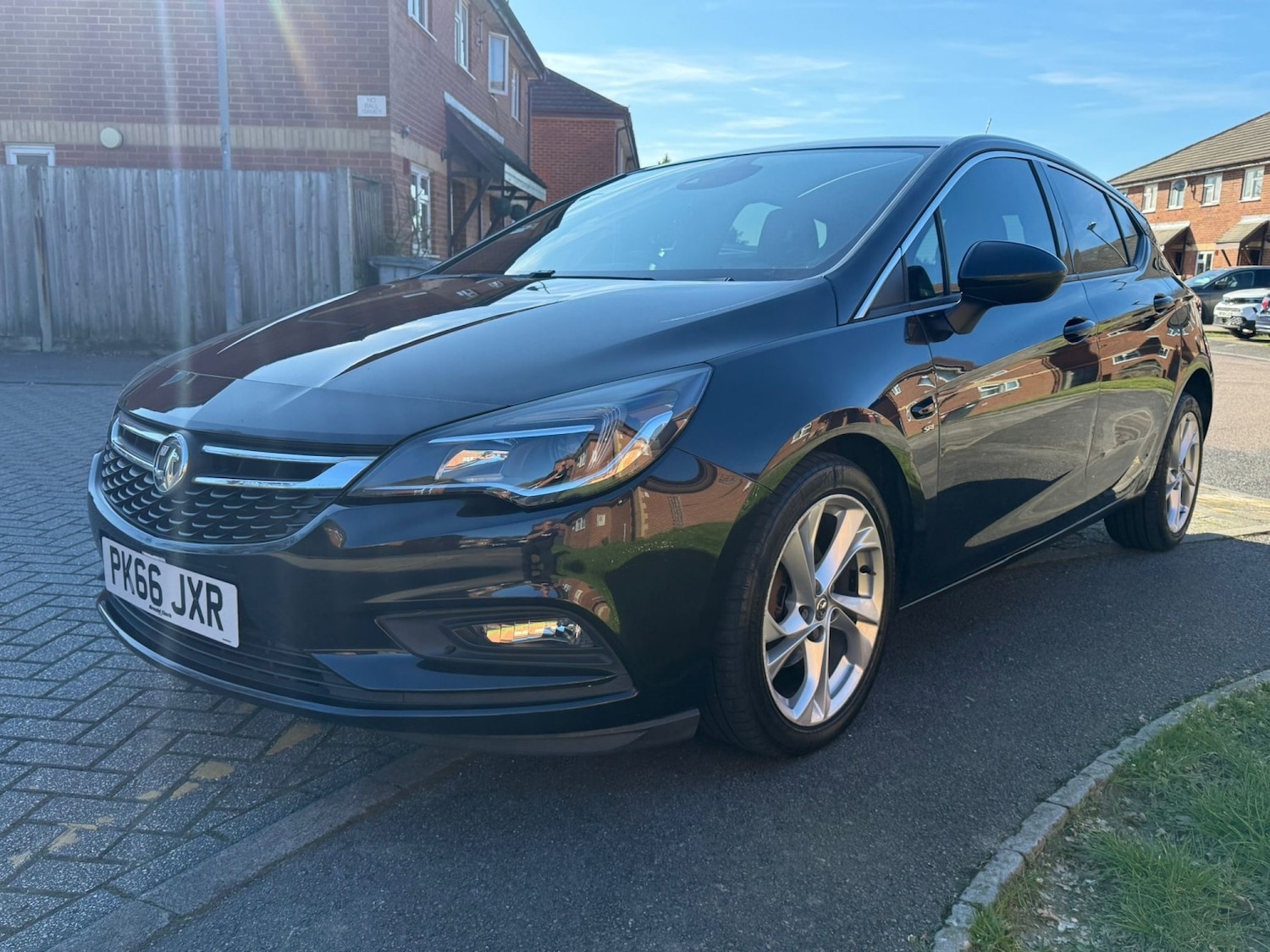 Used Vauxhall Astra 2016 for sale - 77991709: Photo 3