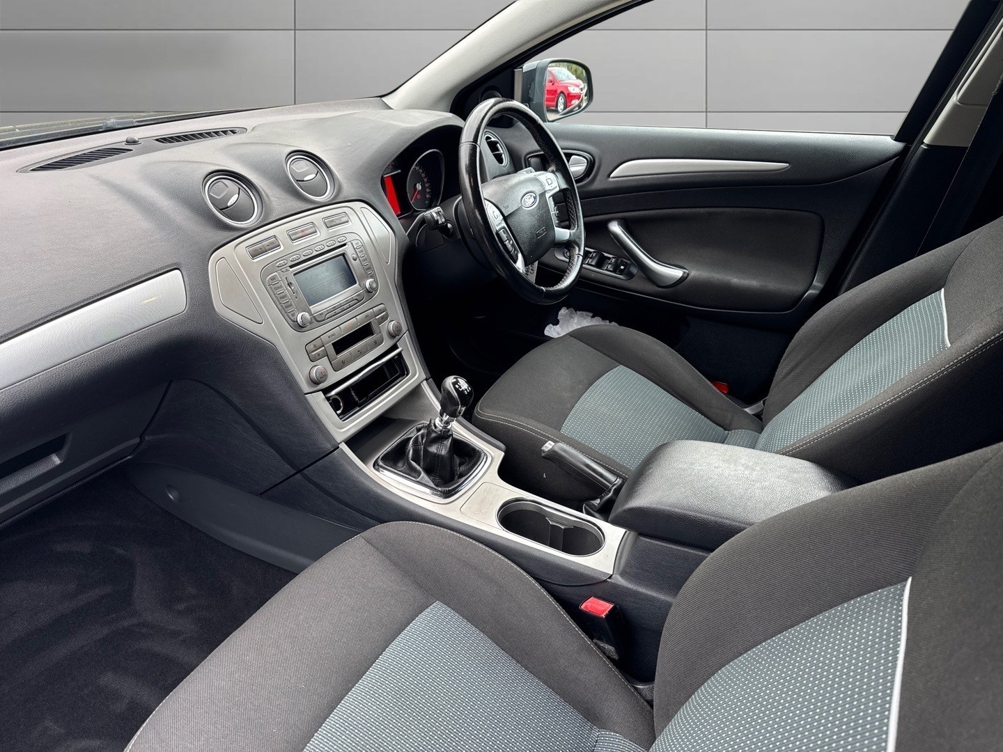 Used Ford Mondeo 2010 for sale - 76142533: Photo 12