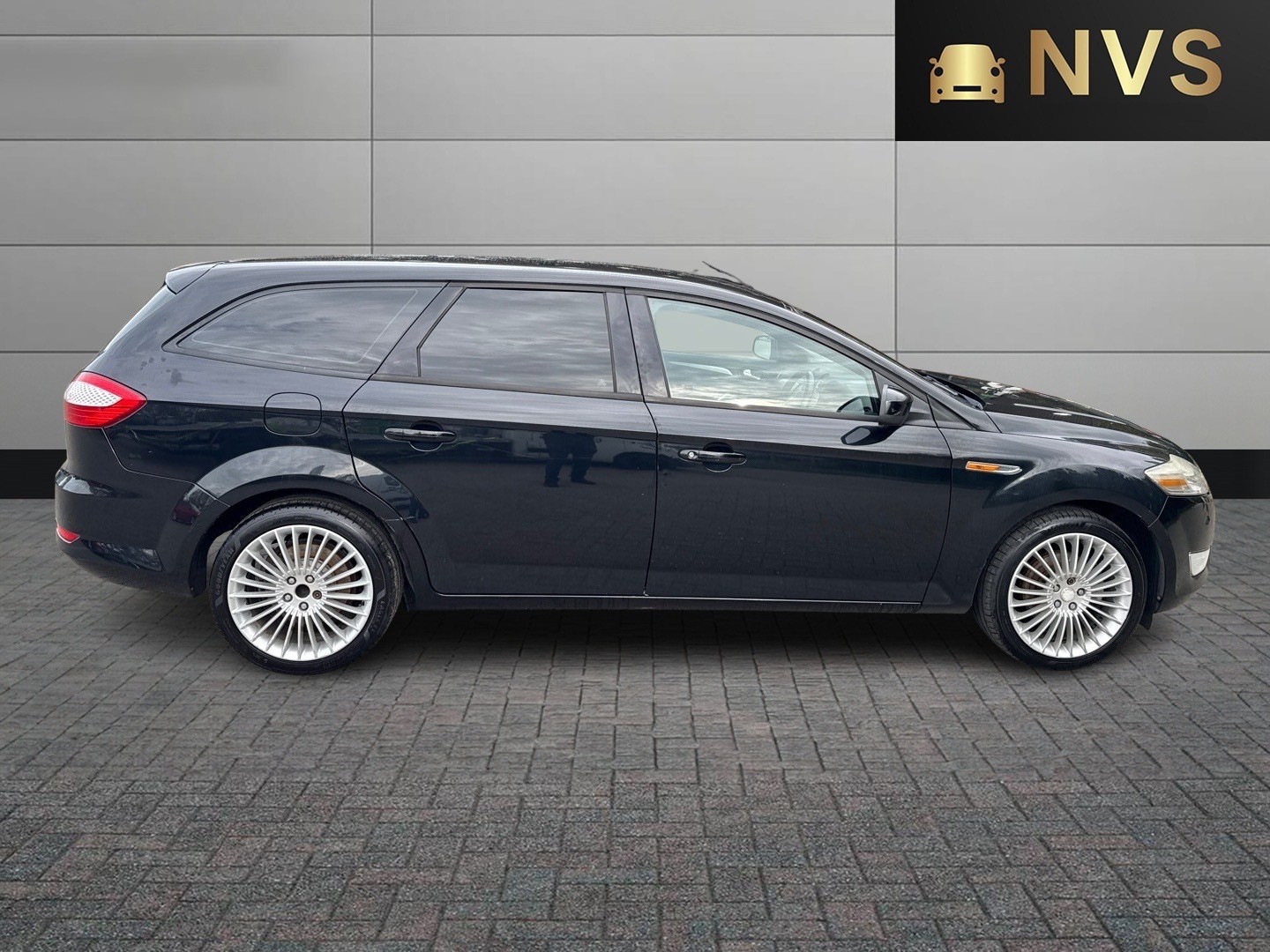 Used Ford Mondeo 2010 for sale - 76142533: Photo 8