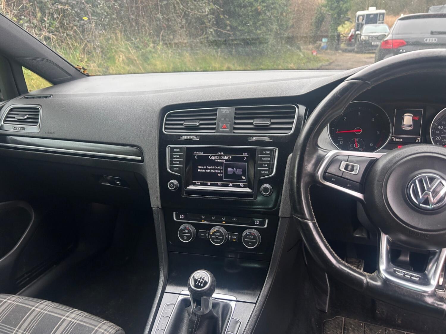 Used Volkswagen Golf 2014 for sale - 76769375: Photo 11