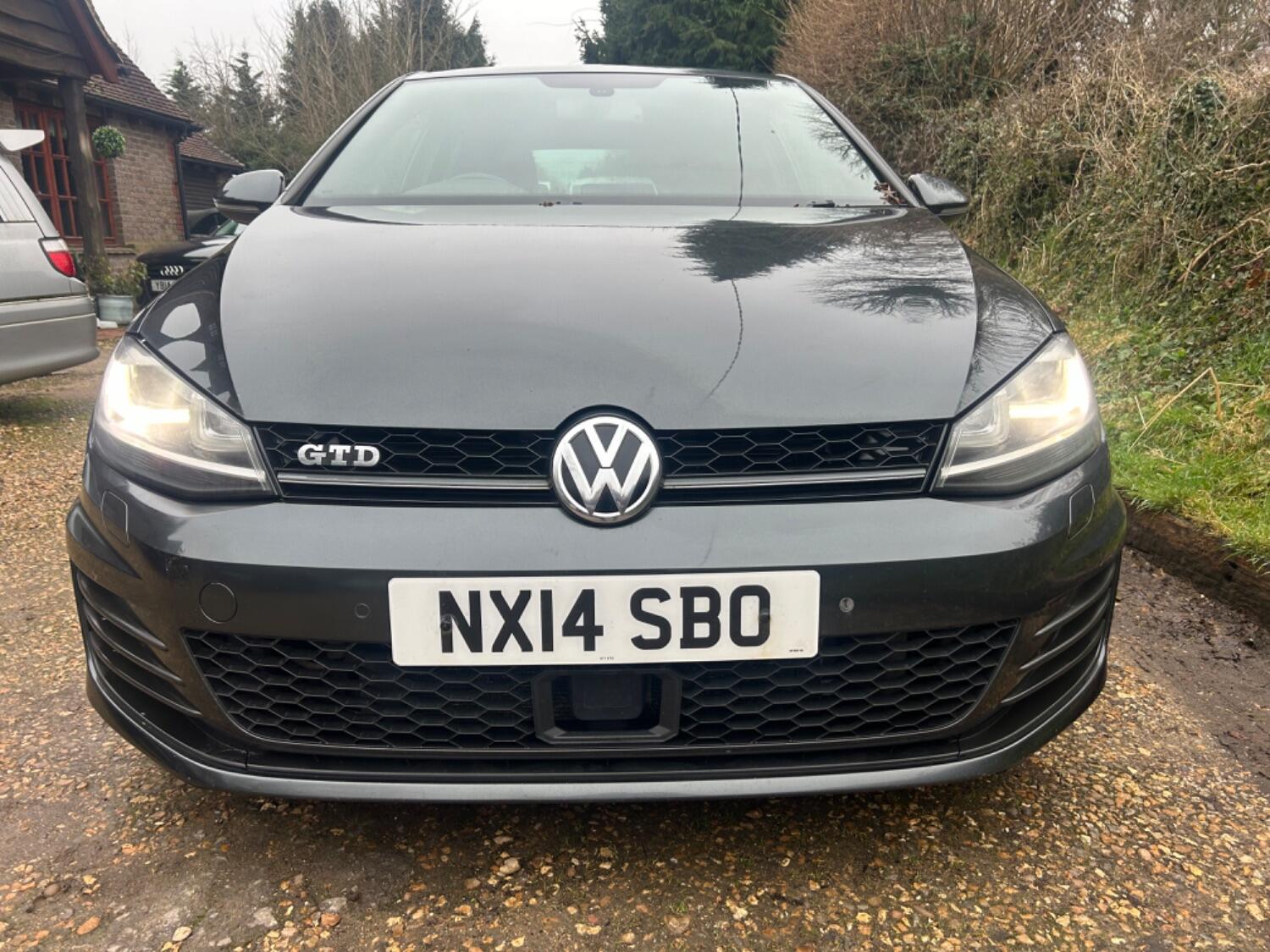 Used Volkswagen Golf 2014 for sale - 76769375: Photo 3