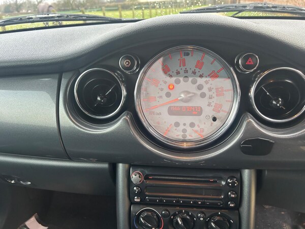 Used MINI Convertible 2008 for sale - 71380943: Photo 11