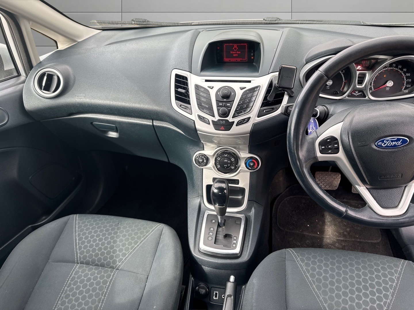 Used Ford Fiesta 2011 for sale - 78139418: Photo 10