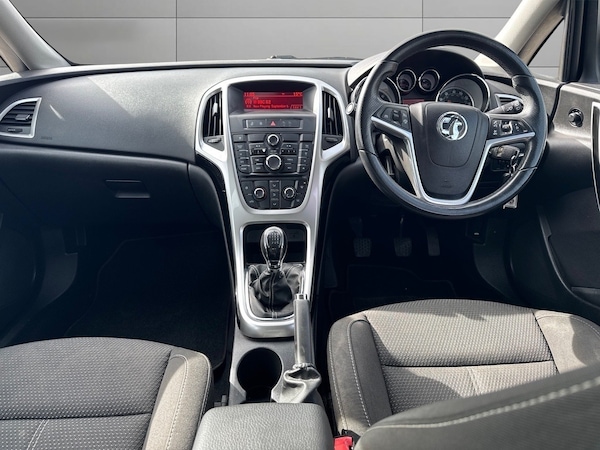 Used Vauxhall Astra 2013 for sale - 76058185: Photo 10