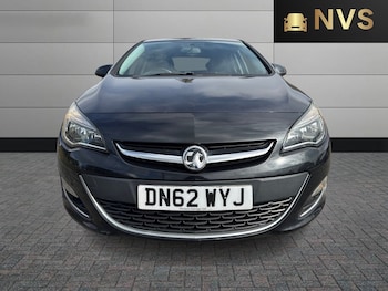 Used Vauxhall Astra 2013 for sale - 76058185: Photo 2