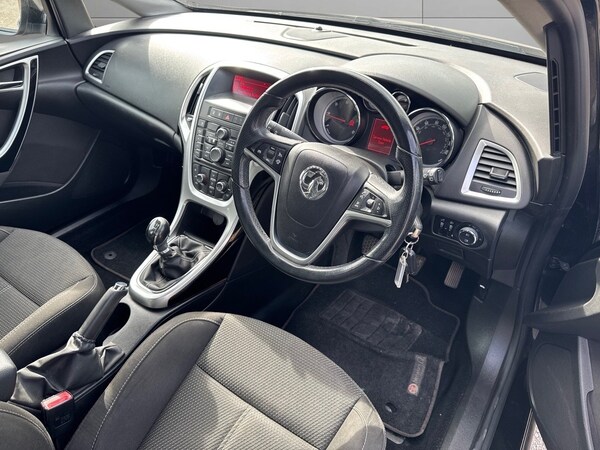 Used Vauxhall Astra 2013 for sale - 76058185: Photo 9