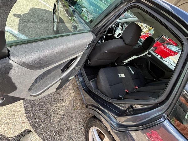 Used Ford Focus 2007 for sale - 76096992: Photo 8