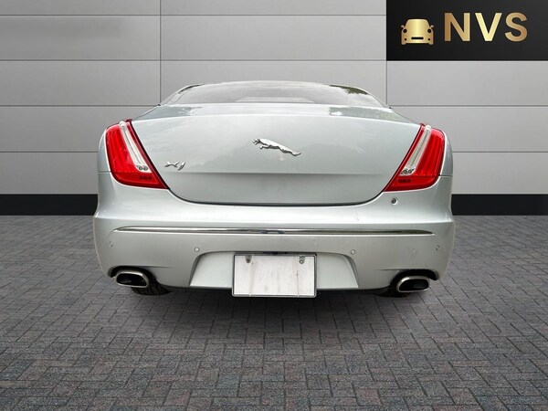 Used Jaguar XJ 2023 for sale - 71380933: Photo 6