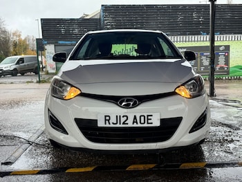 Used Hyundai i20 2012 for sale - 76799296: Photo