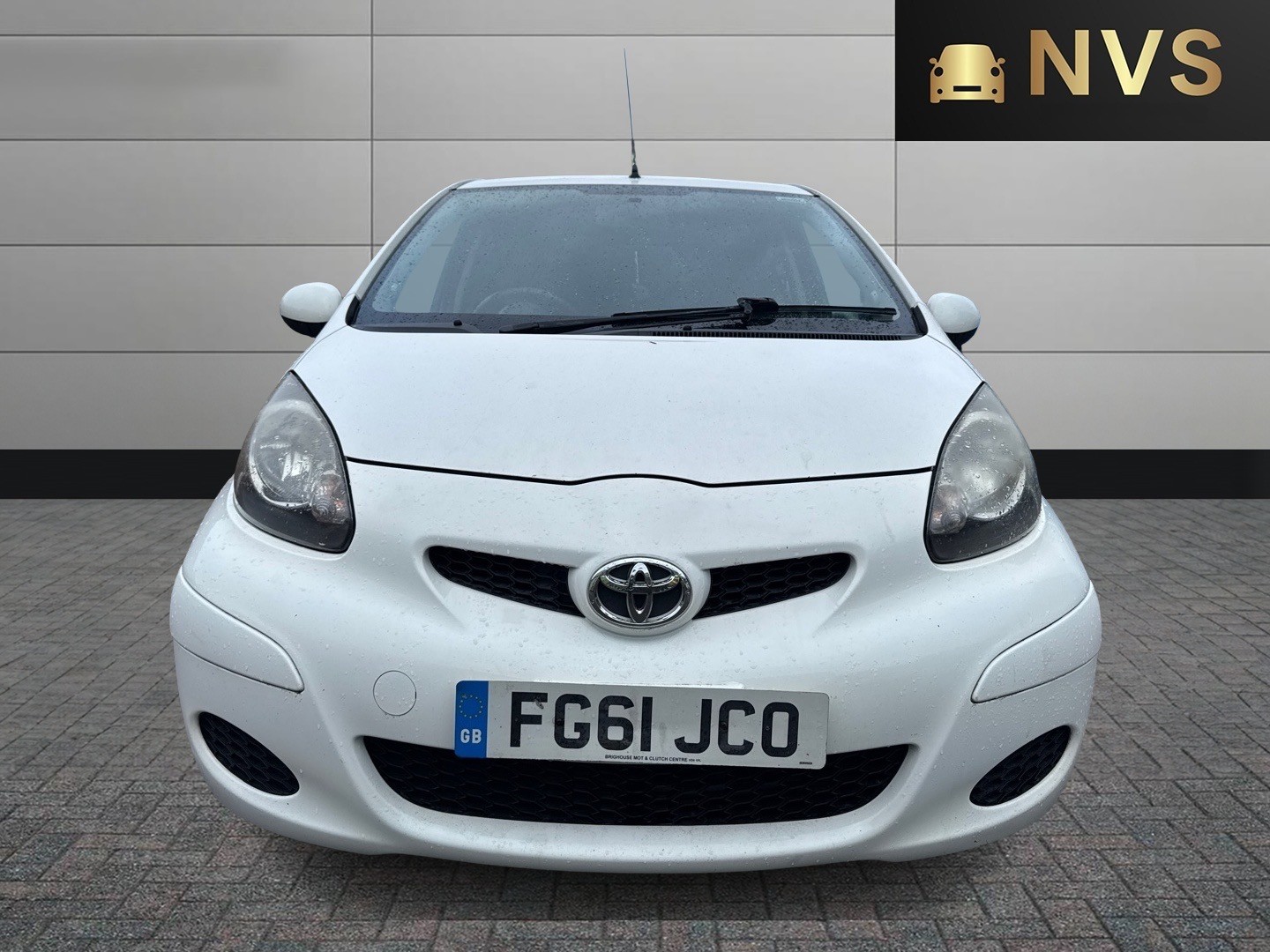 Used Toyota AYGO 2011 for sale - 78025781: Photo 2
