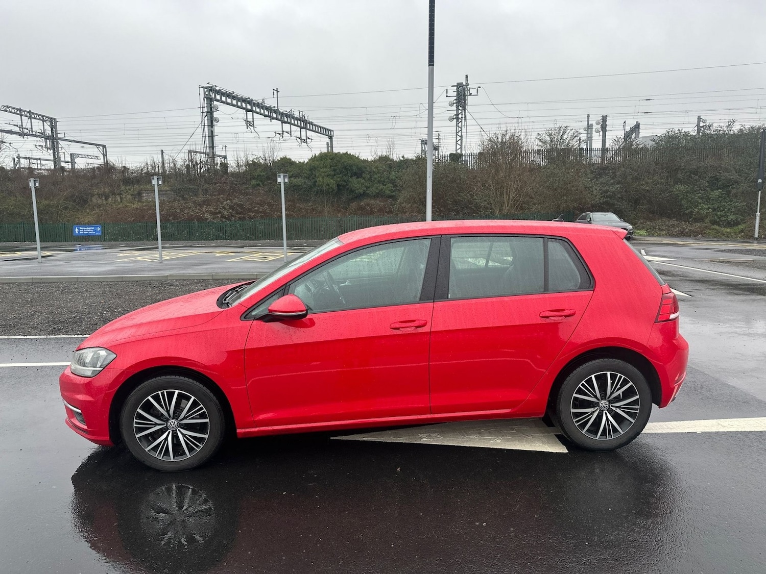 Used Volkswagen Golf 2017 for sale - 77483714: Photo 4
