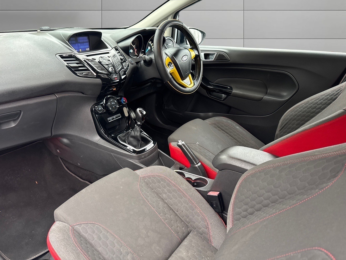 Used Ford Fiesta 2016 for sale - 77148232: Photo 12