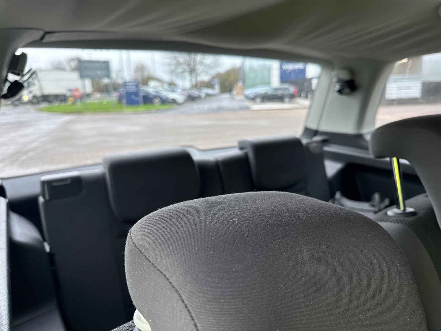 Used Volkswagen Touran 2010 for sale - 76554020: Photo 13