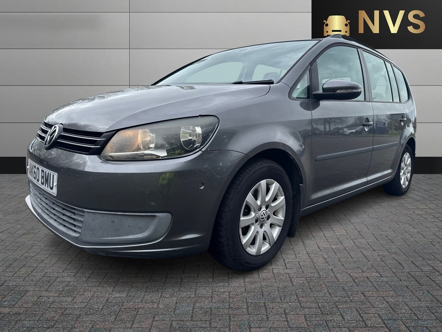 Used Volkswagen Touran 2010 for sale - 76554020: Photo 3