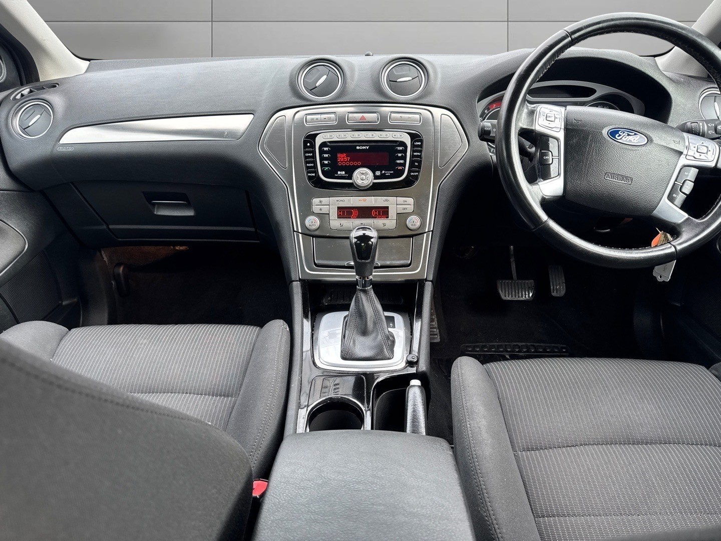 Used Ford Mondeo 2011 for sale - 76554018: Photo 10