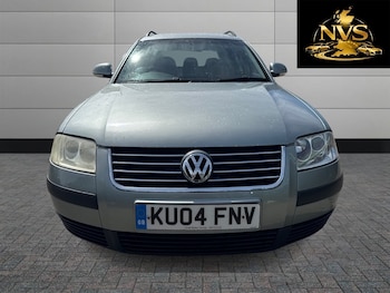 Used Volkswagen Passat 2004 for sale - 78433807: Photo