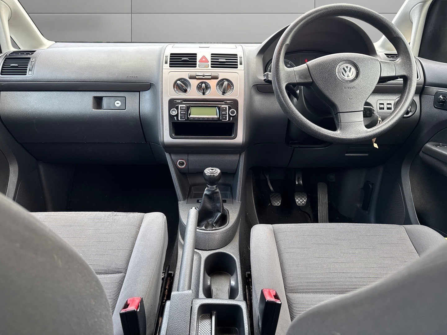 Used Volkswagen Touran 2009 for sale - 76692800: Photo 10