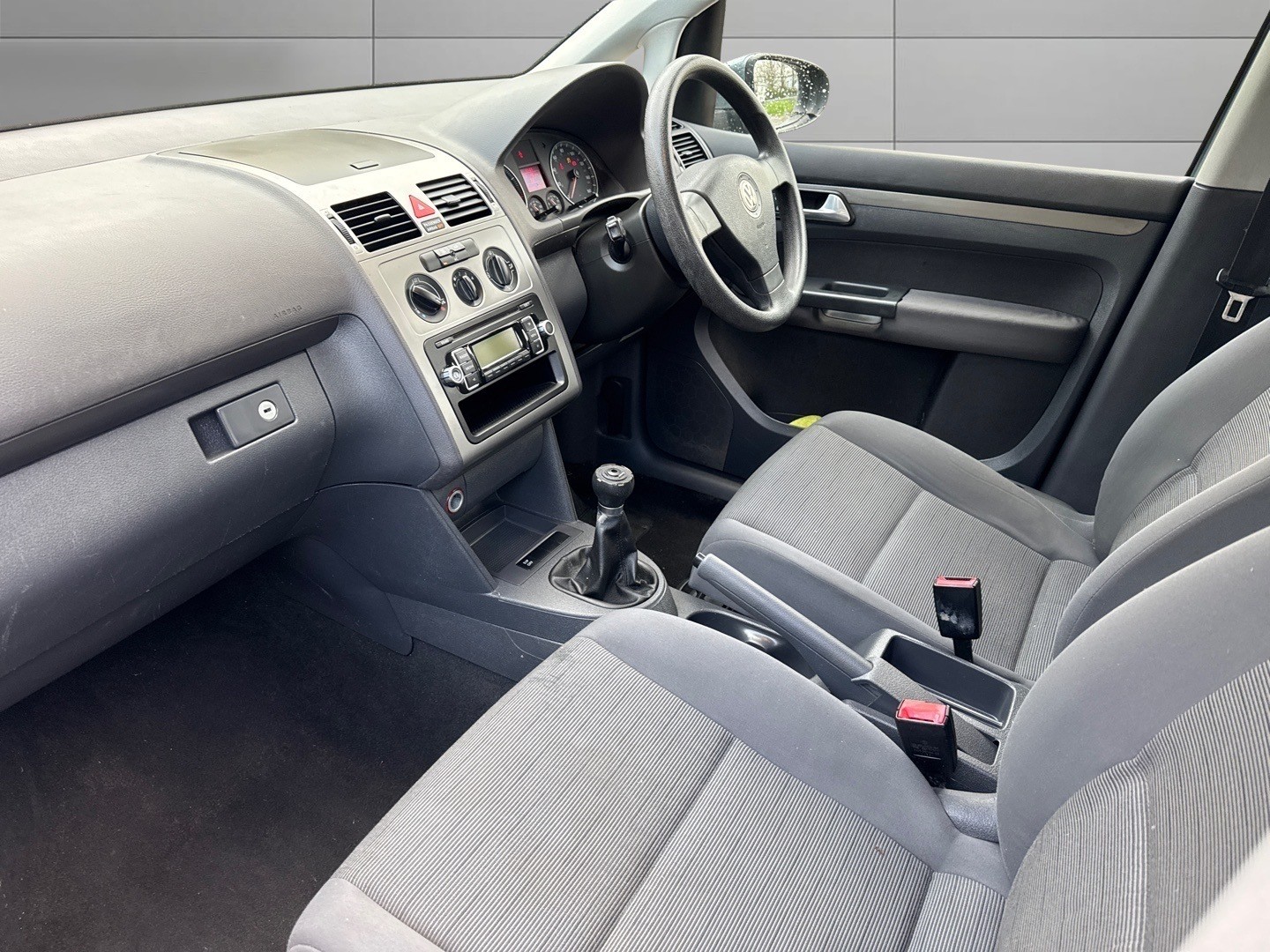 Used Volkswagen Touran 2009 for sale - 76692800: Photo 12