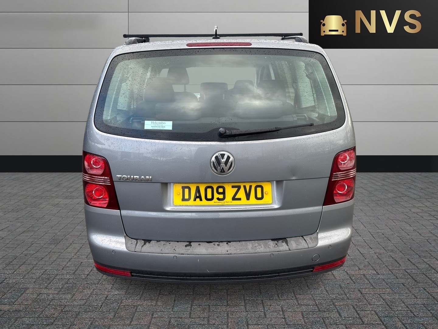 Used Volkswagen Touran 2009 for sale - 76692800: Photo 6
