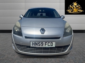 Used Renault Grand Scenic 2009 for sale - 78758783: Photo