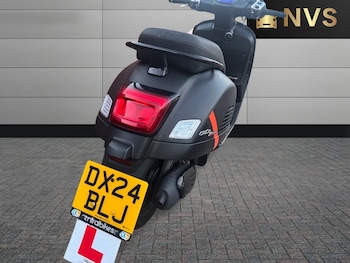 Used Piaggio VESPA 2024 for sale - bike-77662230: Photo