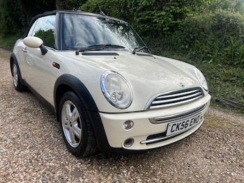 Used MINI Convertible 2006 for sale - 78495774: Photo