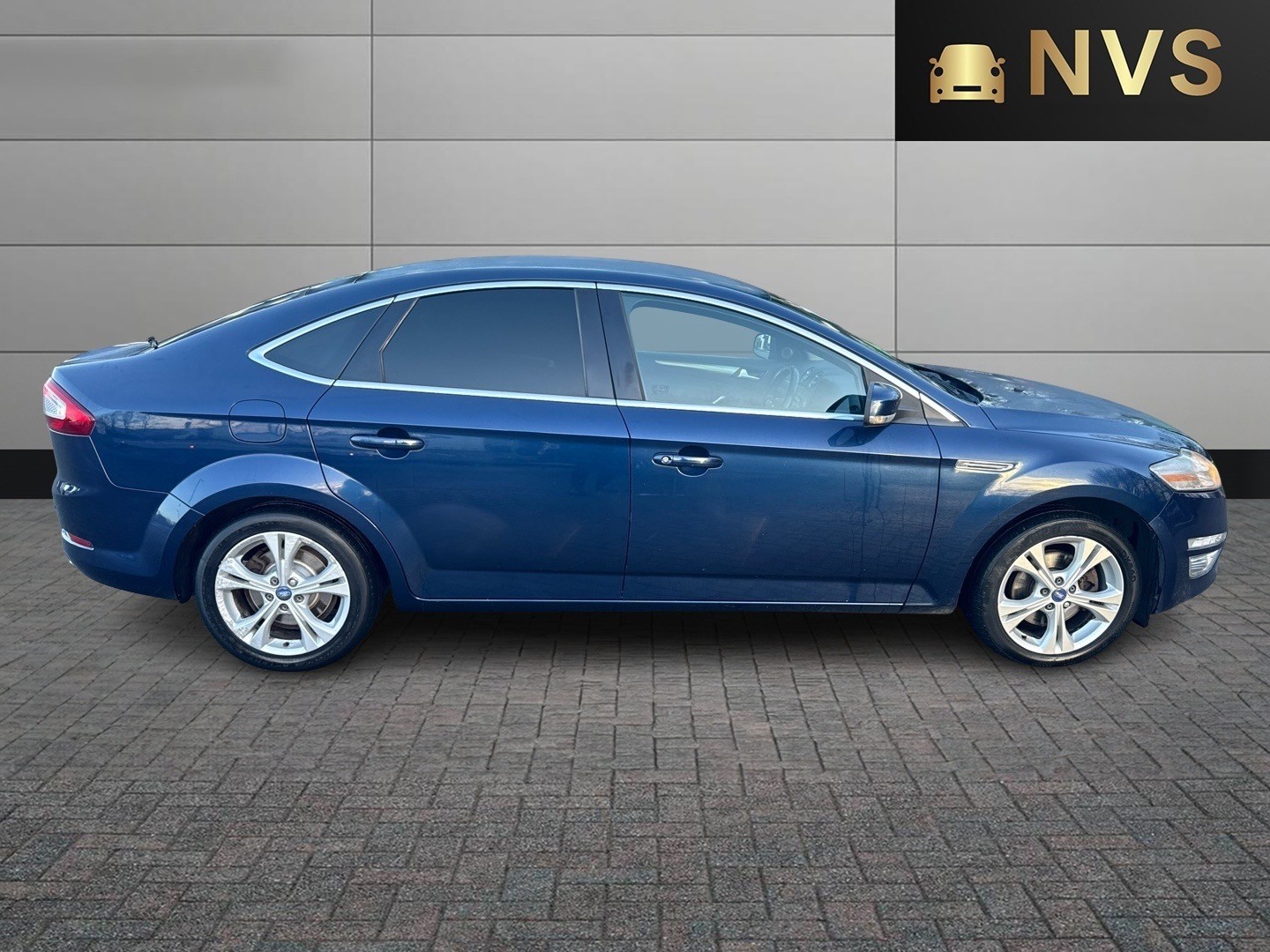 Used Ford Mondeo 2011 for sale - 76748224: Photo 8