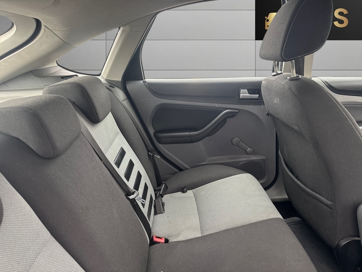 Used Ford Focus 2009 for sale - 76931441: Photo 11