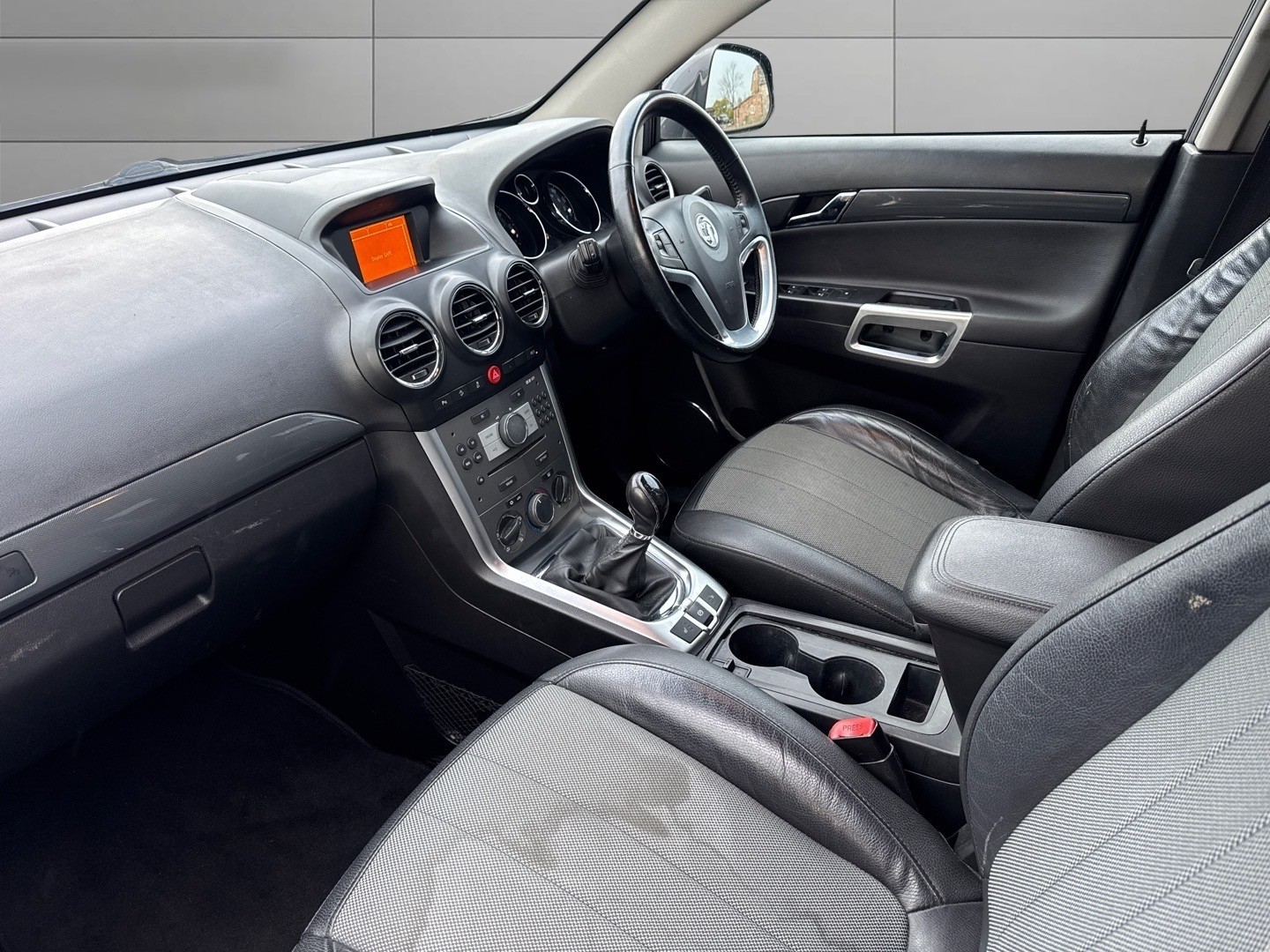 Used Vauxhall Antara 2013 for sale - 77240301: Photo 11