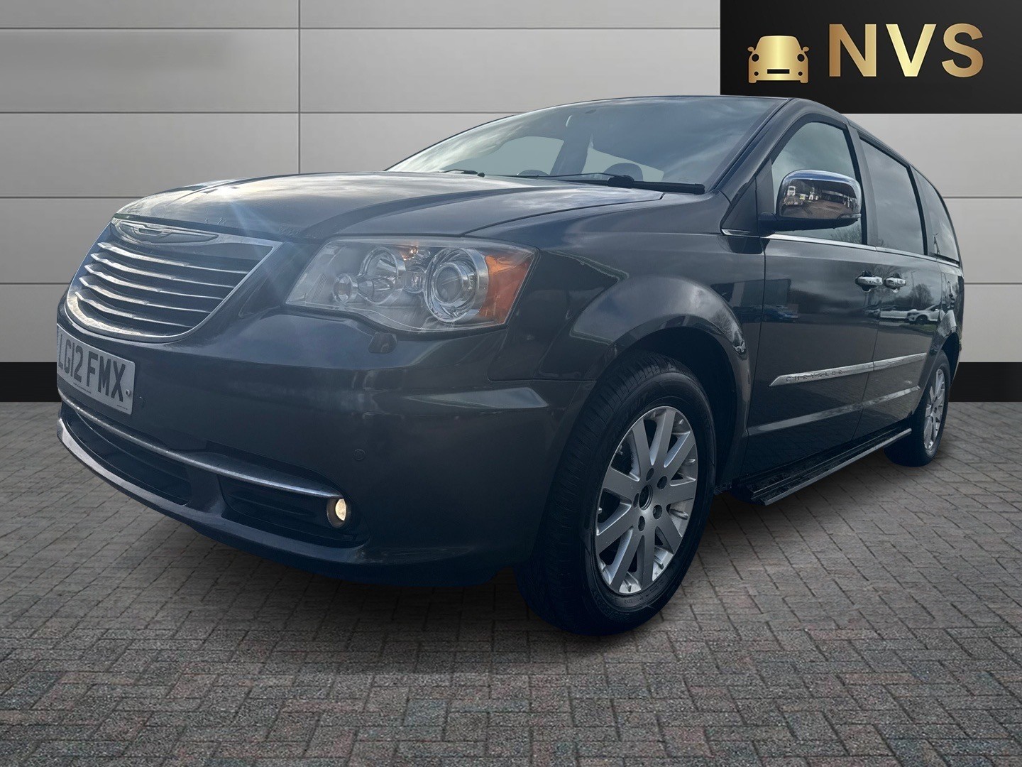 Used Chrysler Grand Voyager 2012 for sale - 77494733: Photo 3