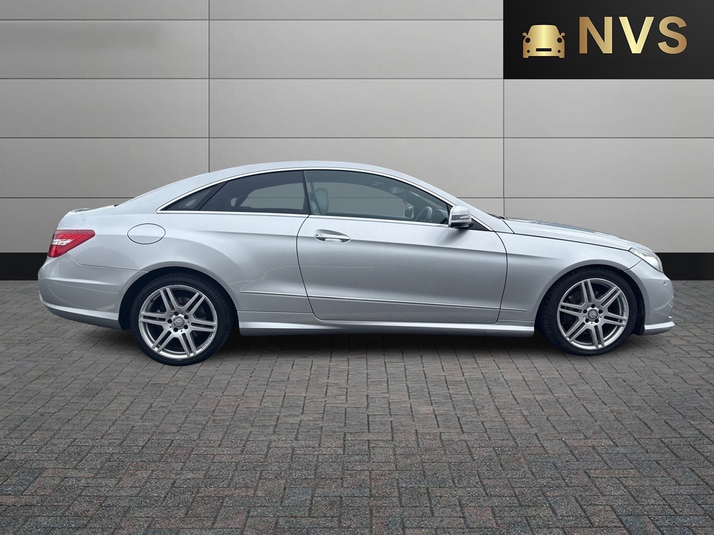 Used Mercedes-Benz E Class 2012 for sale - 76246175: Photo 6