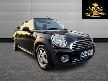 Used MINI Convertible 2010 for sale - 79758982: Photo