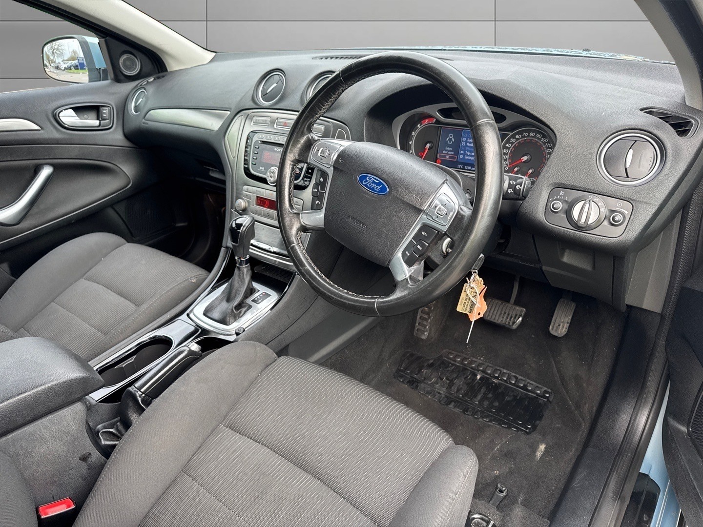 Used Ford Mondeo 2011 for sale - 77977129: Photo 9