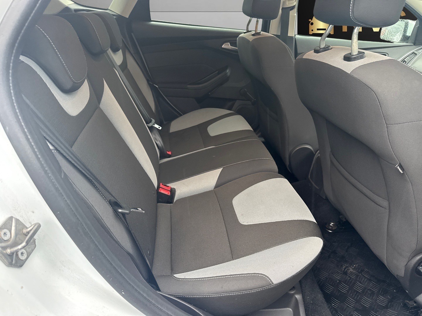 Used Ford Focus 2014 for sale - 76286947: Photo 9