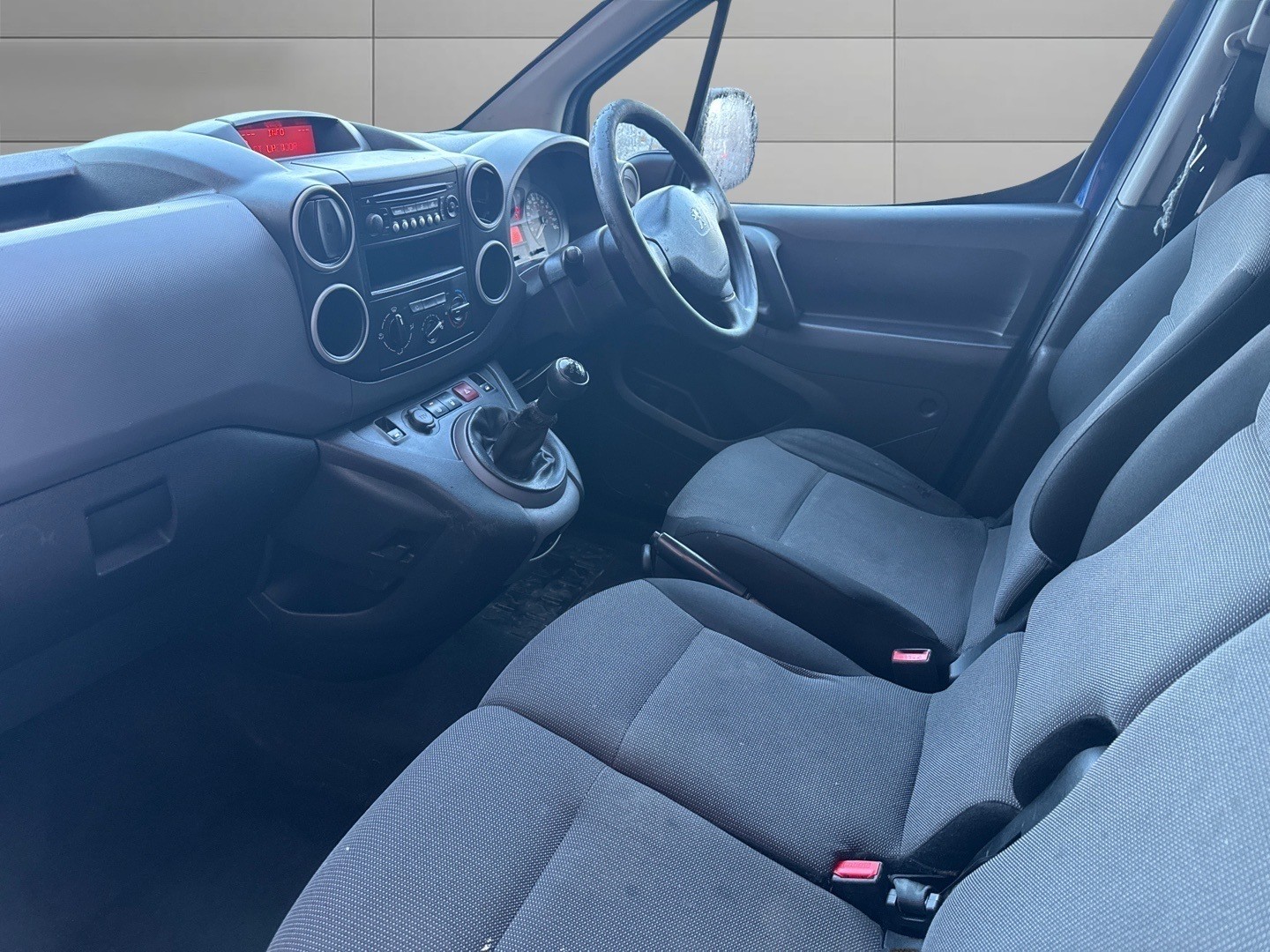 Used Peugeot Partner 2018 for sale - 77233752: Photo 11