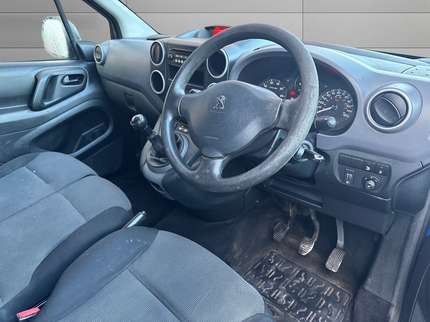 Used Peugeot Partner 2018 for sale - 77233752: Photo 9