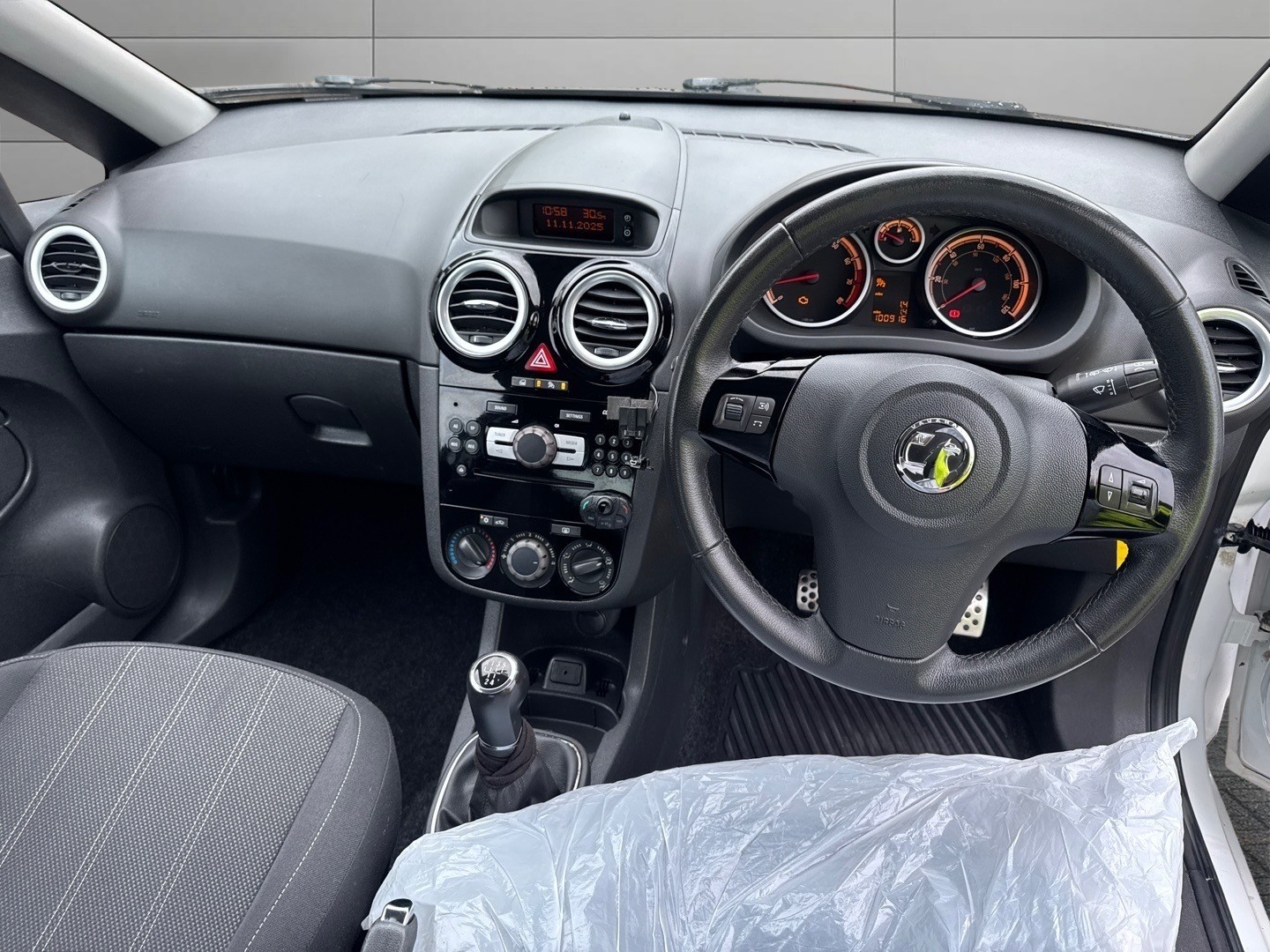 Used Vauxhall Corsa 2014 for sale - 76553999: Photo 10