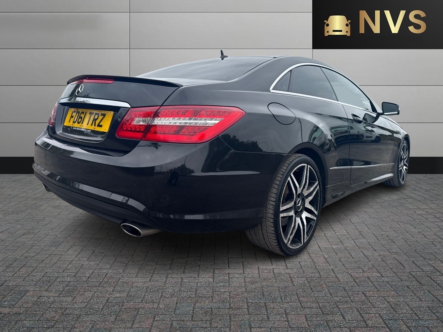 Used Mercedes-Benz E Class 2012 for sale - 76242851: Photo 7