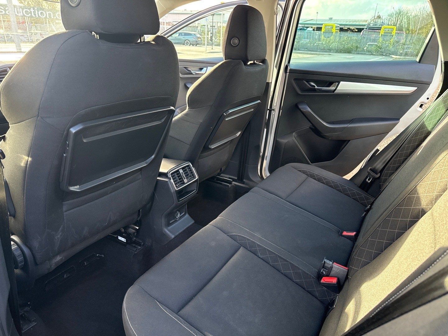 Used Skoda Karoq 2018 for sale - 77342636: Photo 13